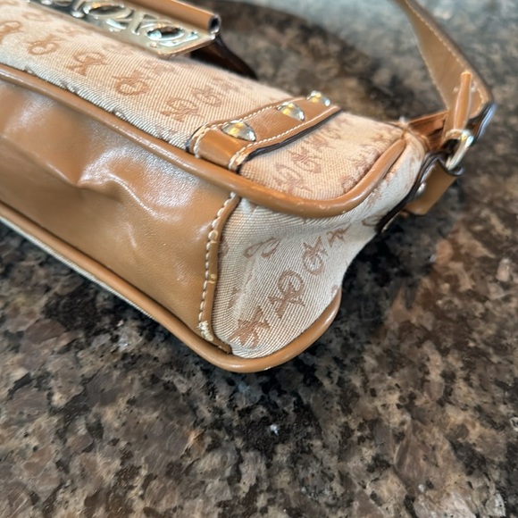 XOXO small hand bag - Picture 4 of 10